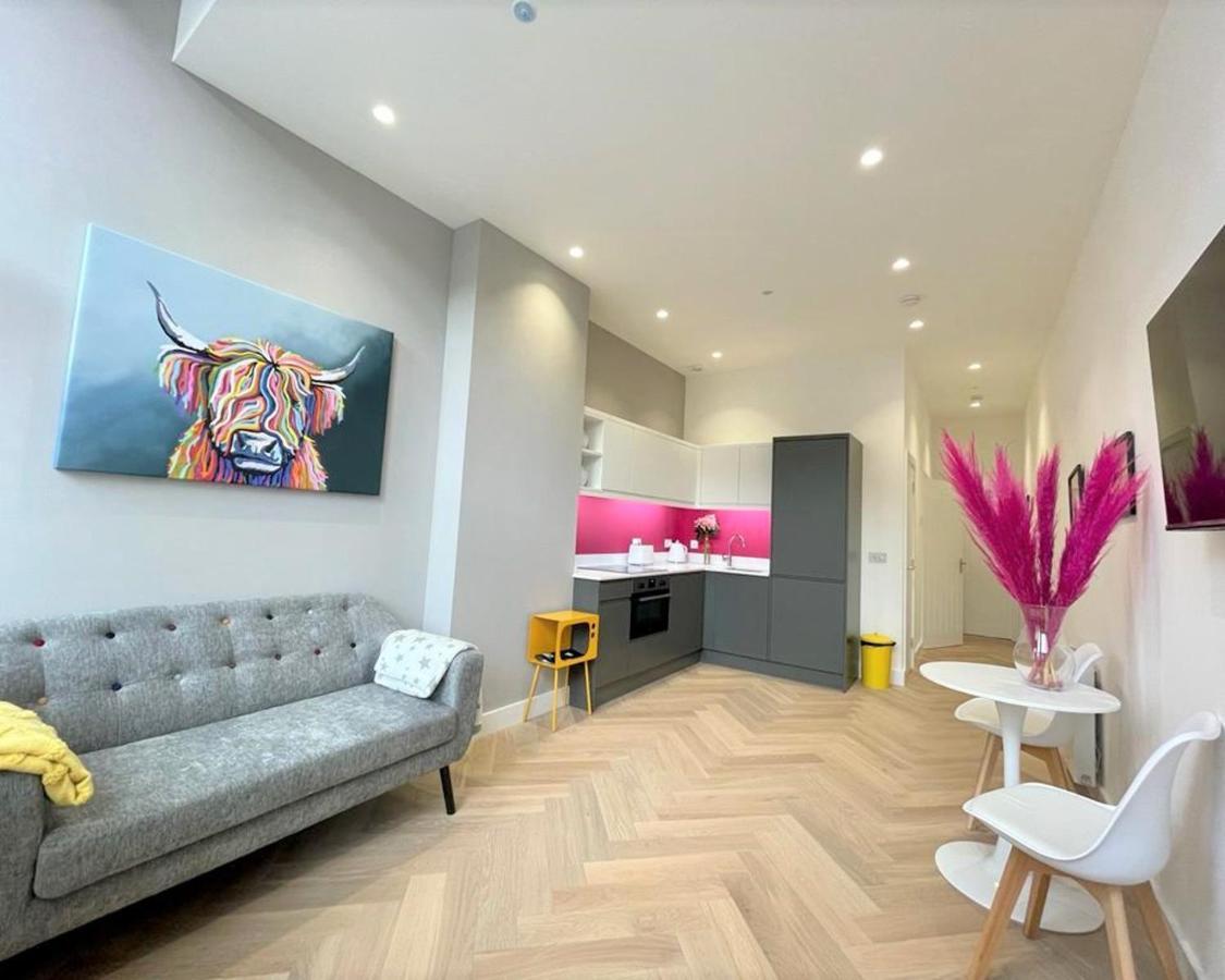 エディンバラLuxury Reno'D 1 Bed Nr Bruntsfield & The Meadowsアパートメント エクステリア 写真