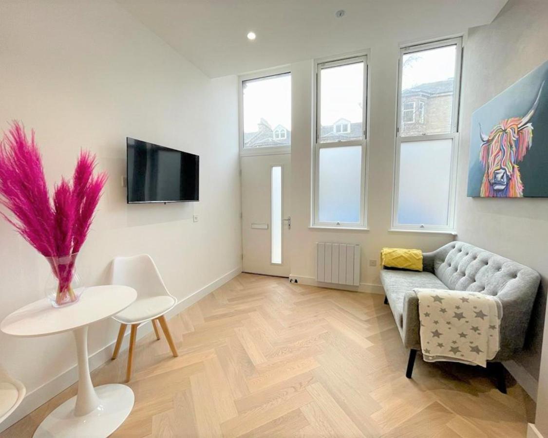 エディンバラLuxury Reno'D 1 Bed Nr Bruntsfield & The Meadowsアパートメント エクステリア 写真